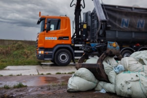 NNRD Wikkelfolie landbouwplastic plastic inzamelen boeren erf granulaat duurzaam